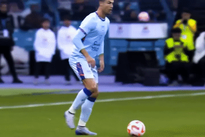 Pha bieu dien cua Ronaldo truoc PSG hinh anh