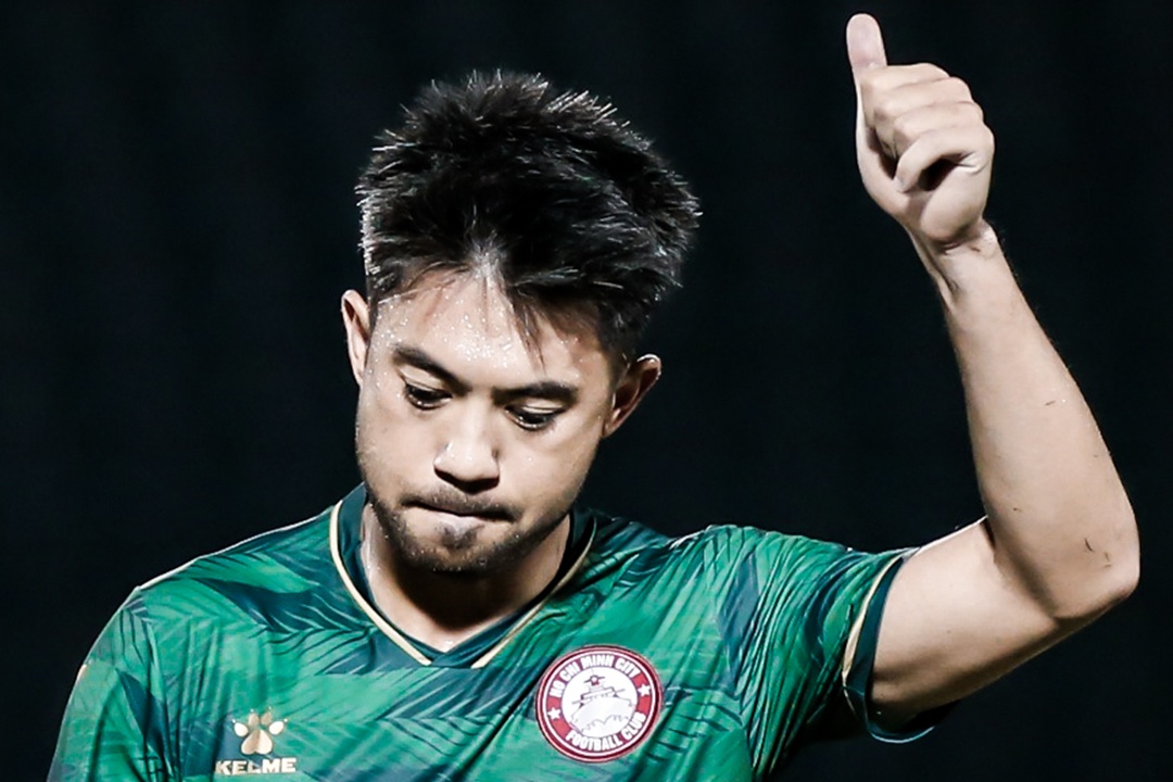 HLV Vu Tien Thanh: 'Lee Nguyen la cau thu khien toi tiec nhat' hinh anh