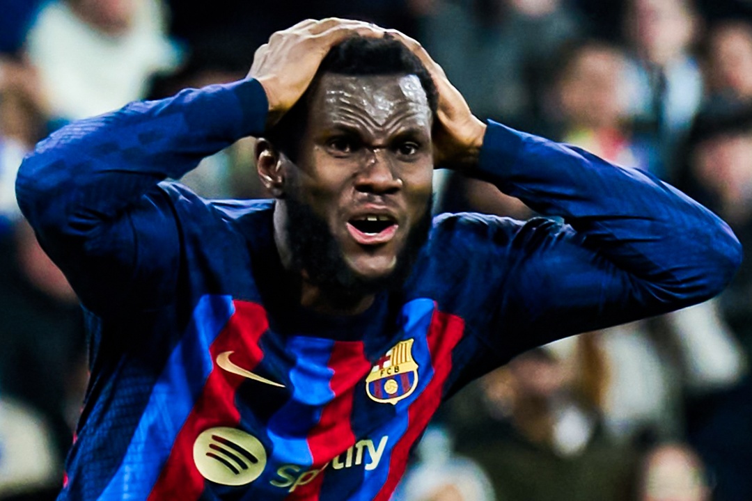 Tien ve Barca bi dong doi pha ban thang hinh anh