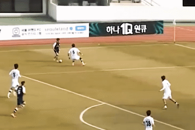 Pha bong tao co hoi cua Van Toan o K League 2 hinh anh