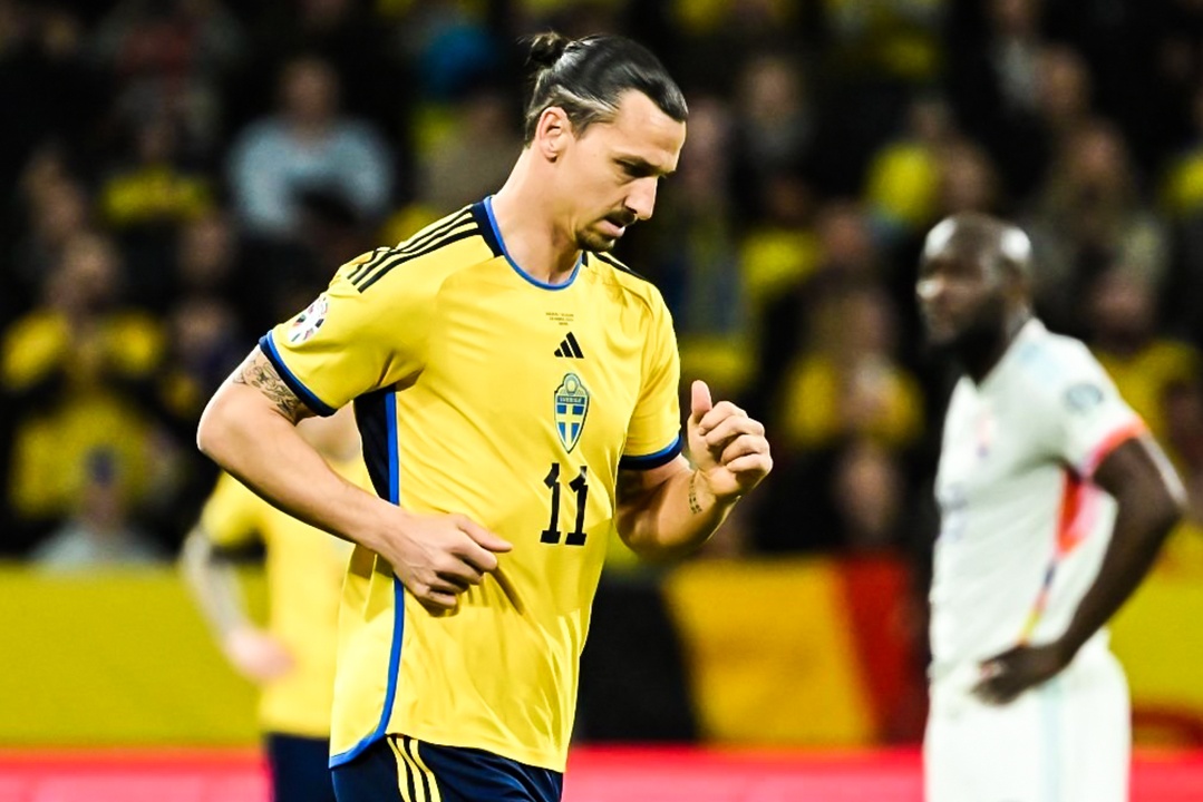 Khoanh khac lap ky luc cua Ibrahimovic hinh anh