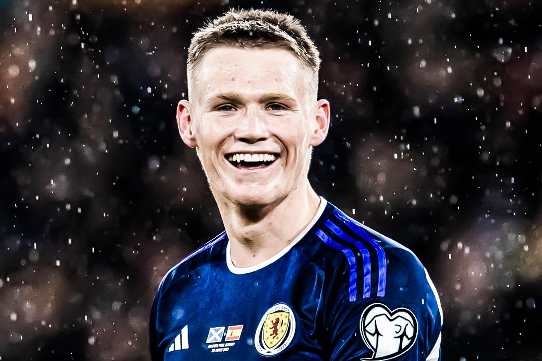 Cu dup cua McTominay truoc Tay Ban Nha hinh anh