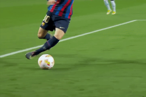 Pha bong gay tranh cai o tran Barca 0-4 Real hinh anh