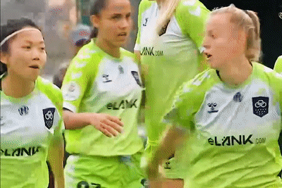 Nhung pha bong hay nhat cua Huynh Nhu o Bo Dao Nha hinh anh