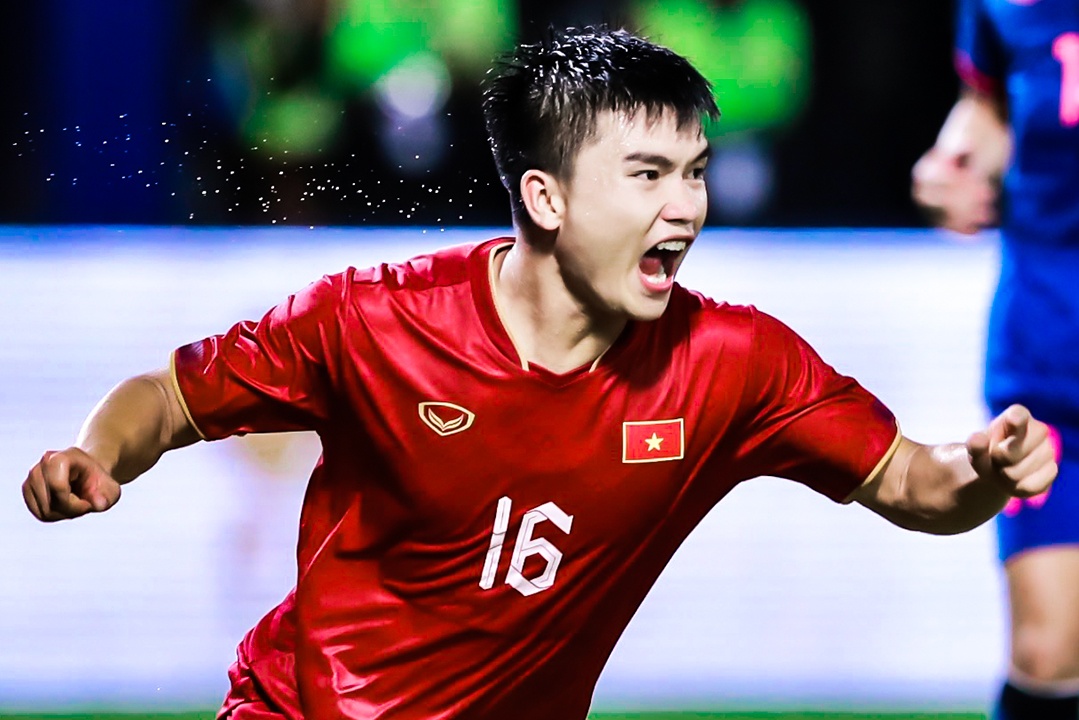 Ban go 1-1 cua U22 Viet Nam truoc Thai Lan hinh anh