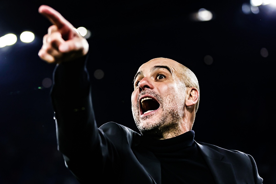 Phan ung cua Pep voi Ferdinand sau khi ha Real hinh anh