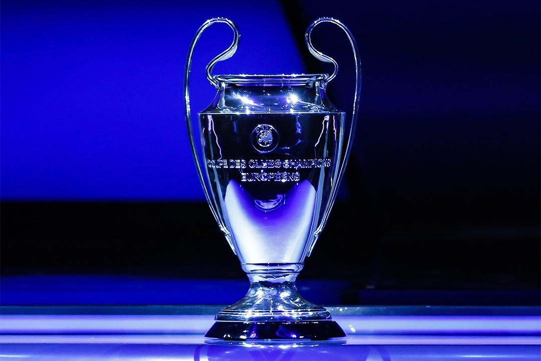 Cau chuyen dang sau chiec cup Champions League hinh anh