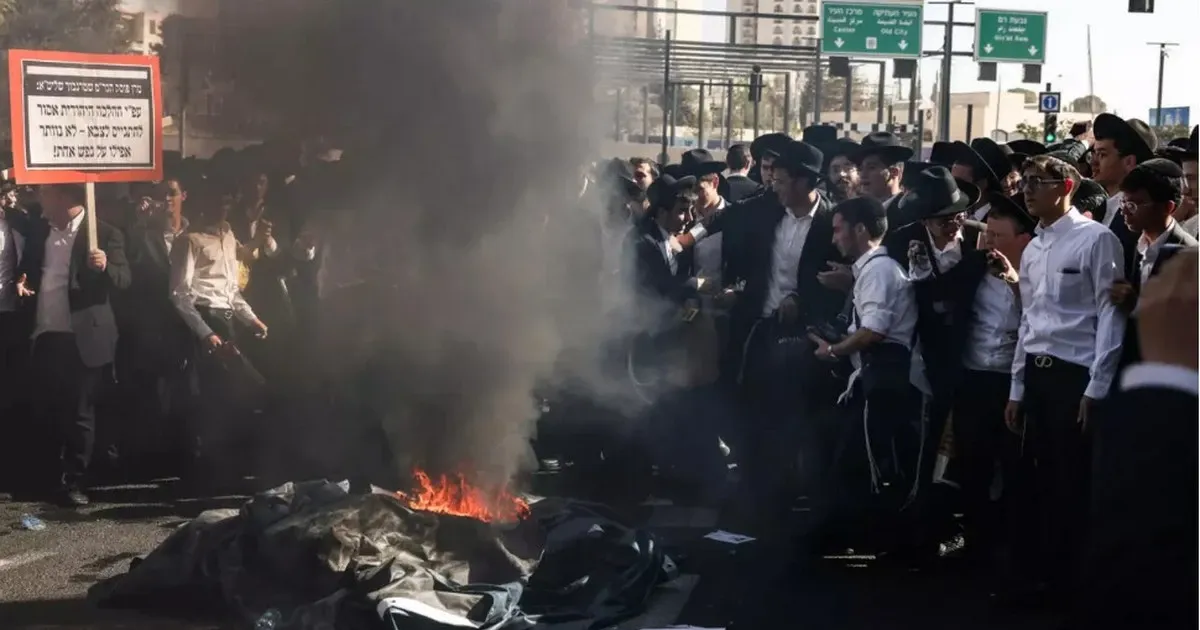 Cong dong quoc te 'day song', keu goi Israel - Hamas ngung ban hinh anh