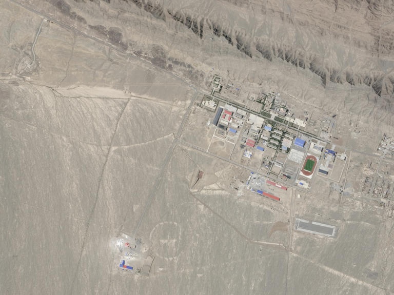 Trung Quoc am tham mo rong bai thu hat nhan? hinh anh