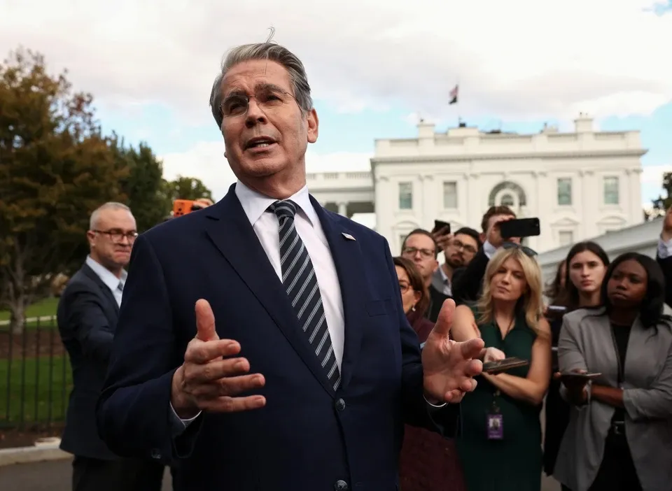 Bo truong Tai chinh My tuyen bo don trung phat cua EU chong Nga 'da that bai' hinh anh