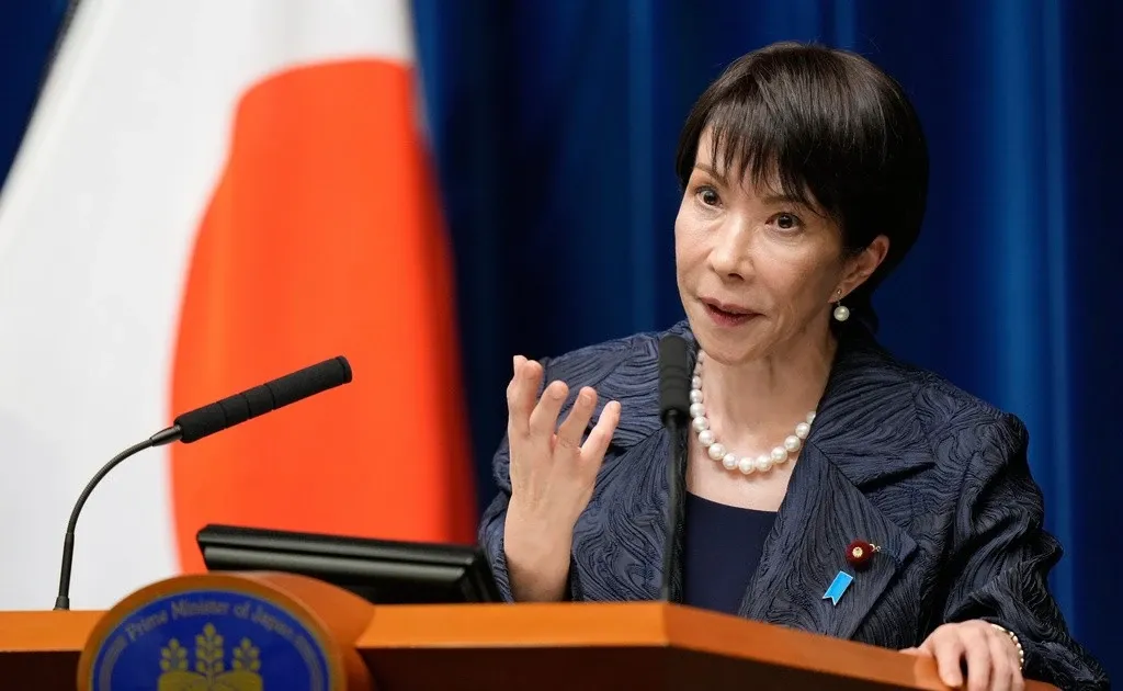 Ba Takaichi doi dien bai kiem tra kinh te khac nghiet hinh anh