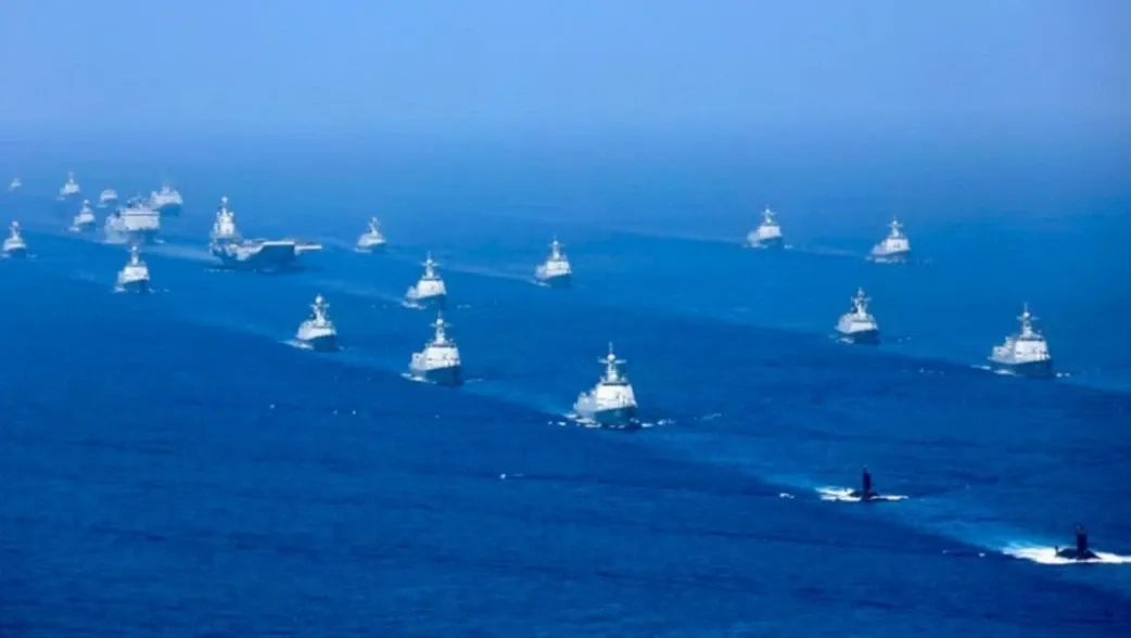 Nhat lo ngai tin Trung Quoc trien khai hang tram tau quan su hinh anh