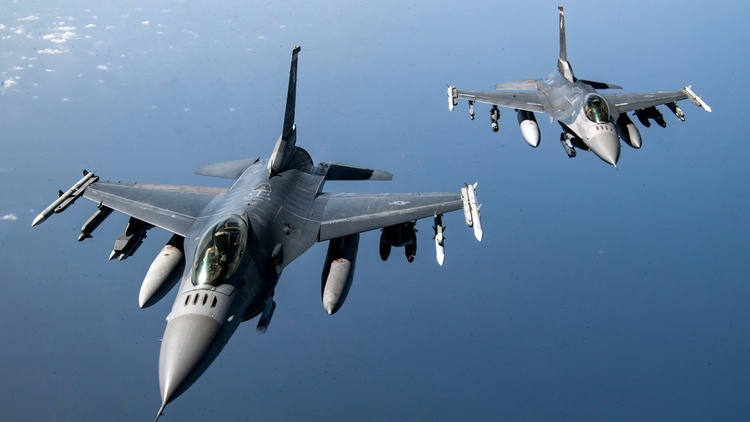 Thai Lan dieu F-16 tan cong 'muc tieu' o Campuchia hinh anh