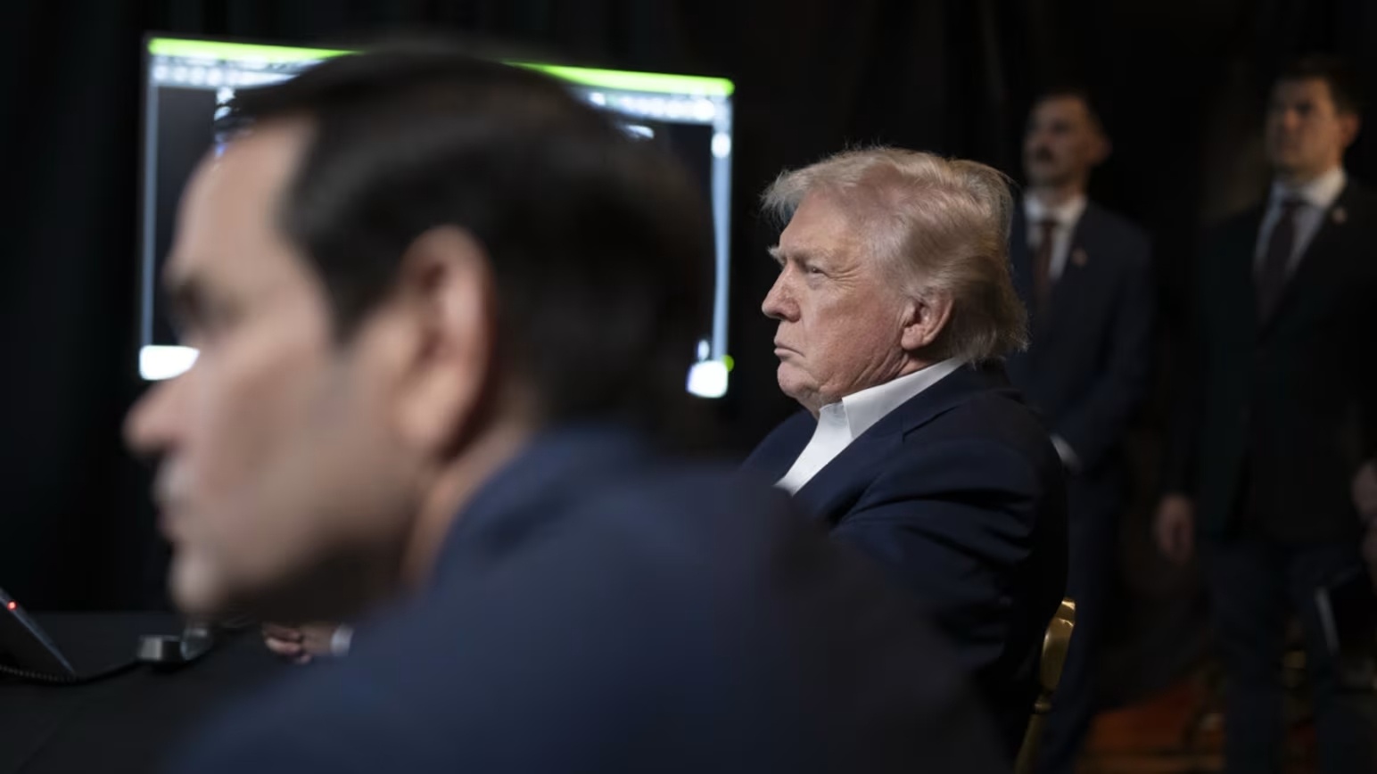 Toan canh My dot kich bat giu Tong thong Venezuela hinh anh