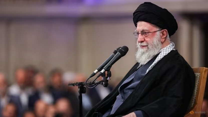 My canh bao tan cong, lanh tu Iran dap: ‘Hay lo viec cua nuoc minh’ hinh anh