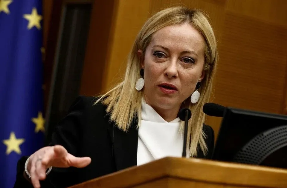 Thu tuong Y neu ly do chau Au can noi lai doi thoai voi Nga hinh anh