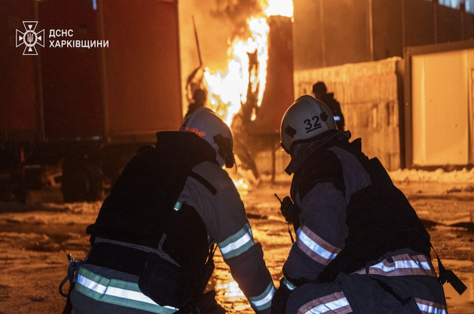 Nga tan cong rung chuyen, 70% Kyiv chim trong bong toi hinh anh