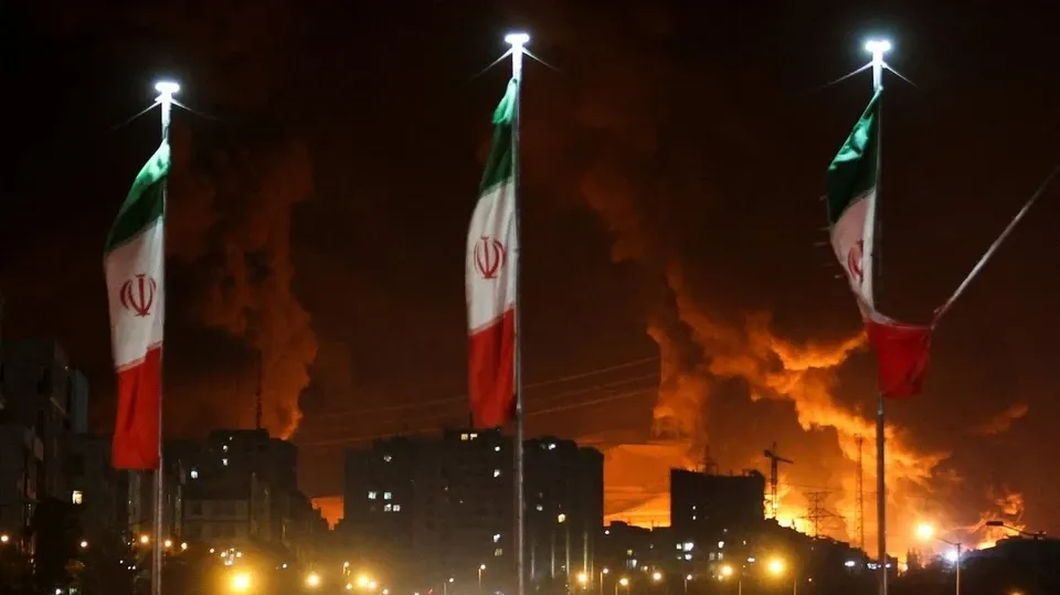 Iran ra toi hau thu voi nguoi bieu tinh hinh anh