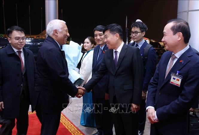 Chu tich Hoi dong chau Au Antonio Costa den Ha Noi hinh anh