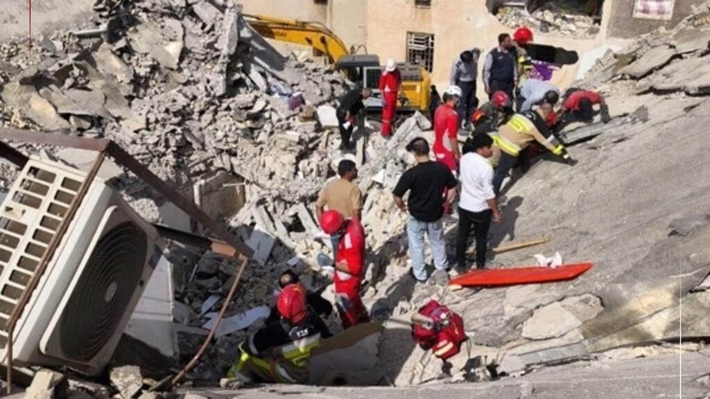 No lon o thanh pho cang chien luoc Iran hinh anh