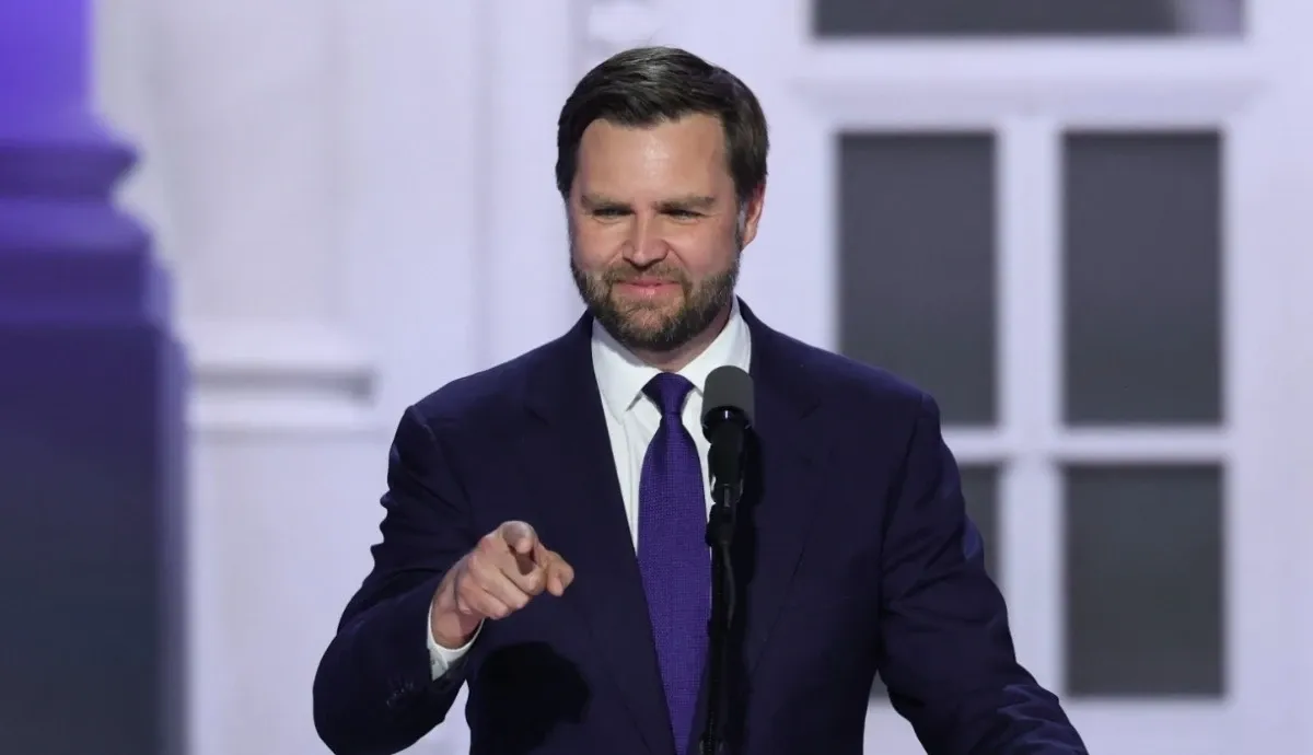 Pho Tong thong Vance: My se khong sa lay neu tan cong Iran hinh anh