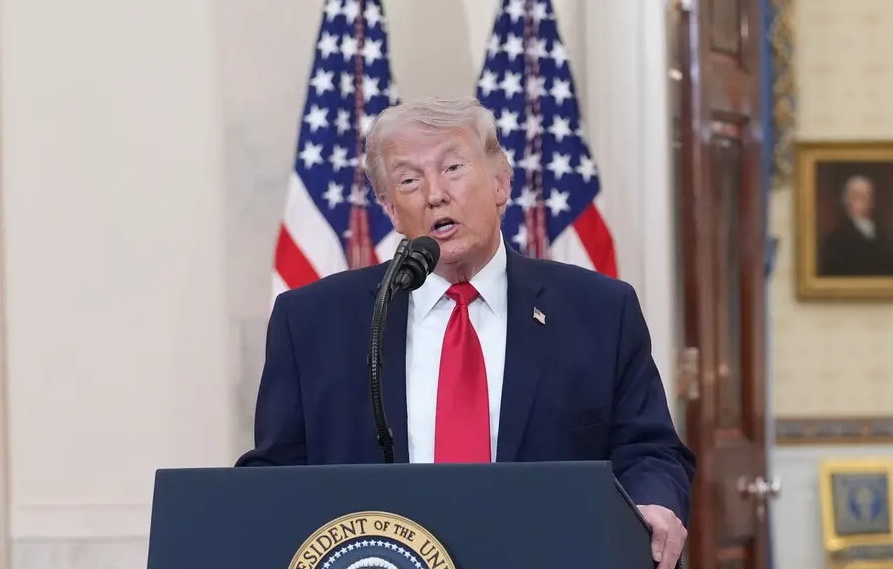 Tong thong Trump: My se dua Iran 've thoi do da' trong 2 tuan toi hinh anh