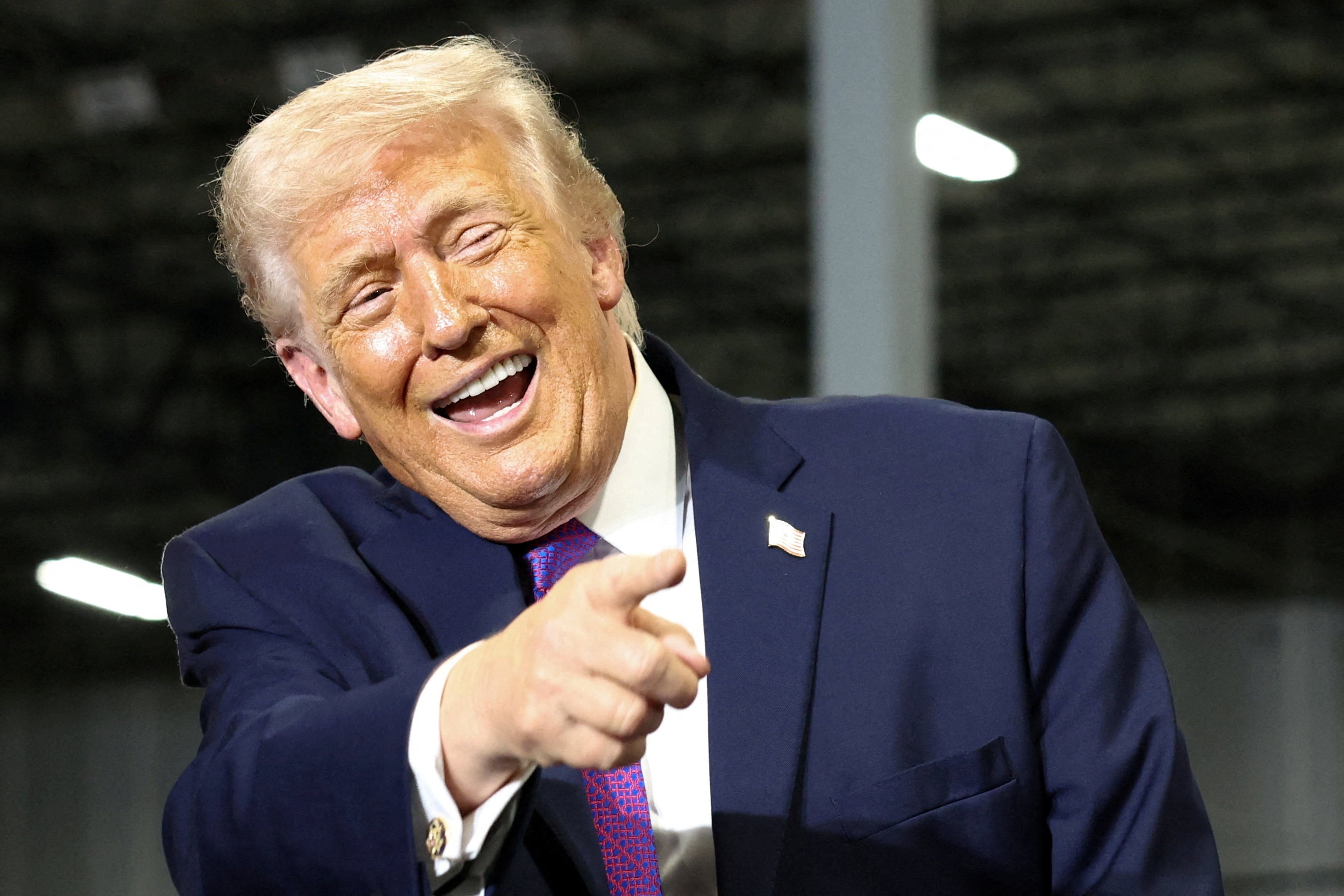 Ong Trump tuyen bo My da thang trong xung dot Iran hinh anh