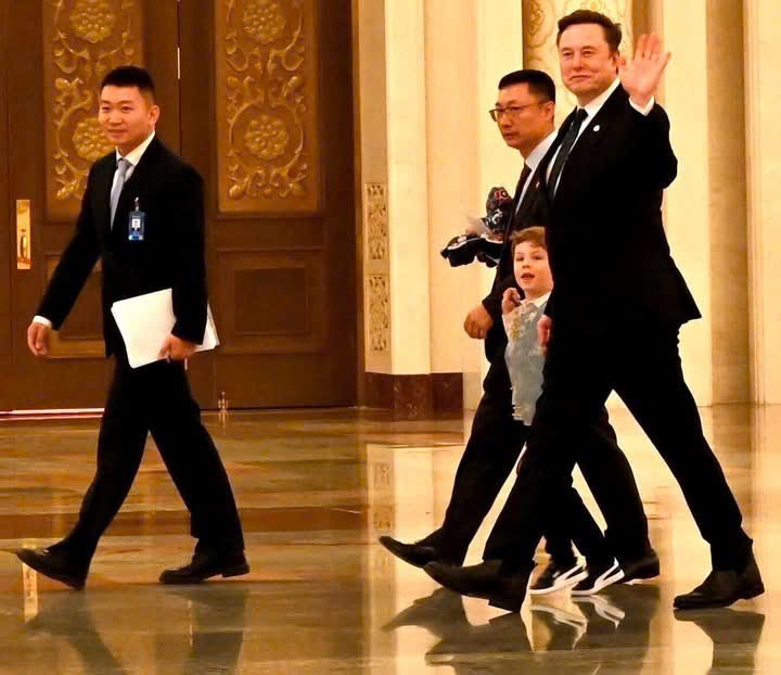 Musk anh 4