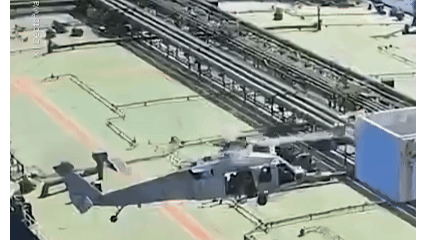 Truc thang Apache va Seahawk cua My pha huy tau Iran o eo bien Hormuz hinh anh