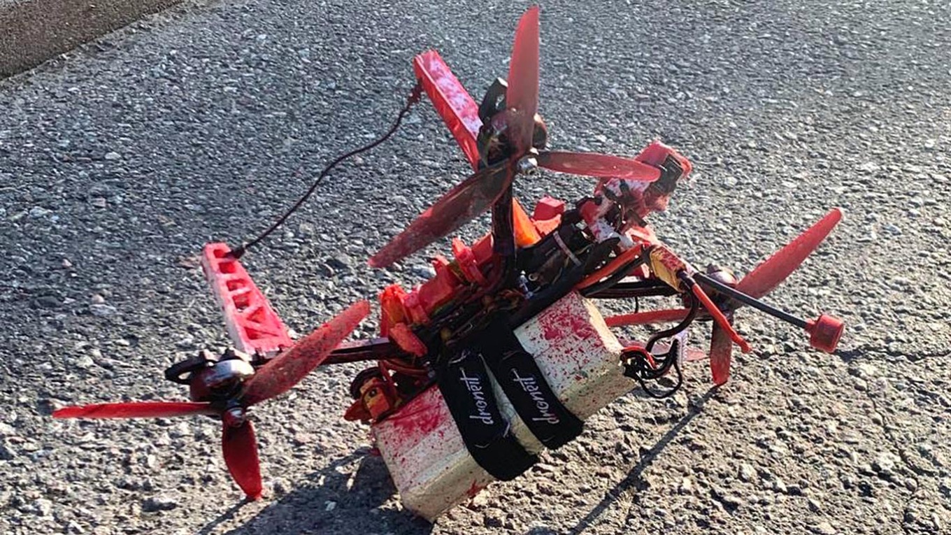 Dai su quan Nga tai Thuy Dien bi UAV tan cong hinh anh