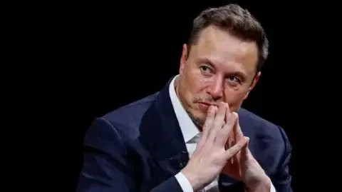 Giá trị thị trường của SpaceX mất hơn 1.000 tỷ USD so với mức đỉnh