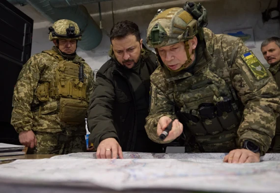 Tổng thống Zelensky cách chức Tổng tư lệnh quân đội