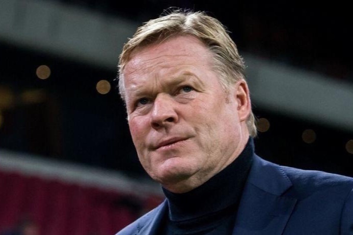 Dai RAC1: 'HLV Koeman sap phai roi Barca' hinh anh
