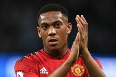 Martial tro thanh nguoi thua o MU hinh anh