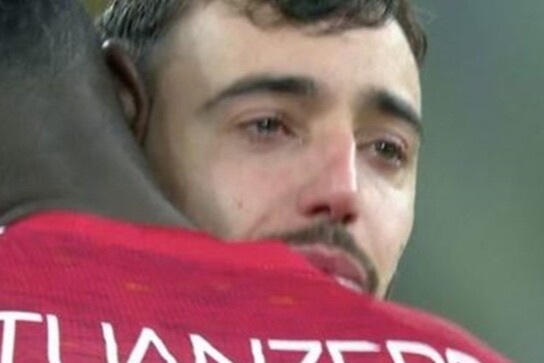 Dau hoi cho dang cap cua Fernandes hinh anh