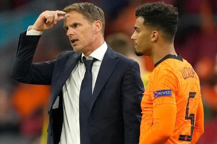 Tuyen Ha Lan thang nho De Boer kien dinh hinh anh