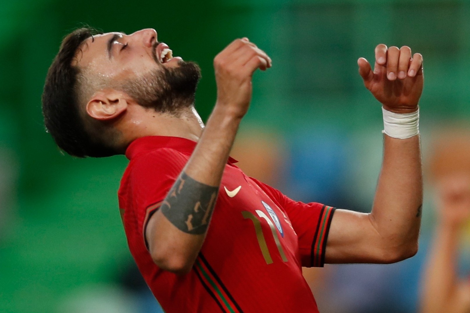 Tuyen Bo Dao Nha manh hon voi Bruno Fernandes hinh anh