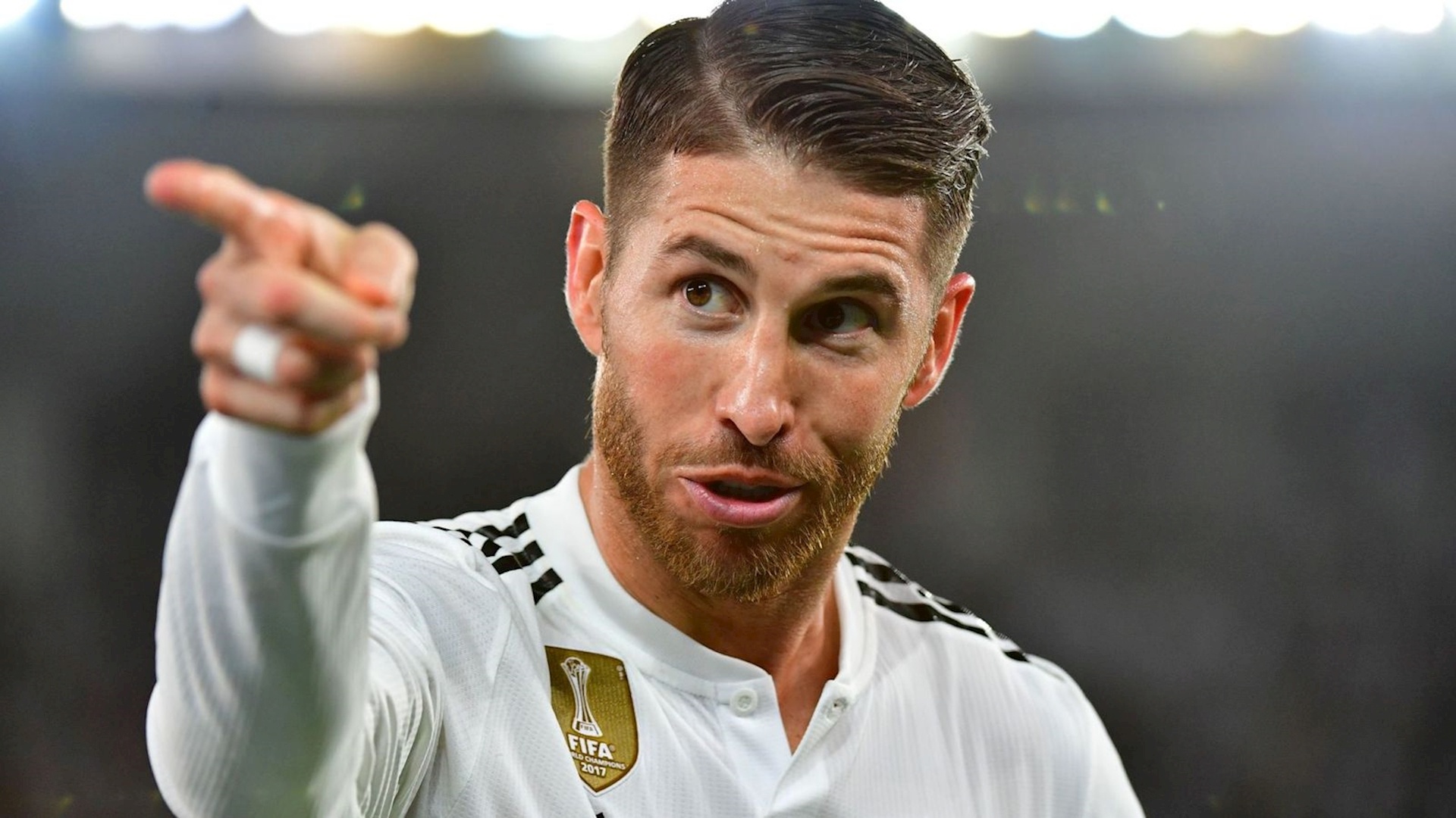 Ramos tim nha o Phap hinh anh