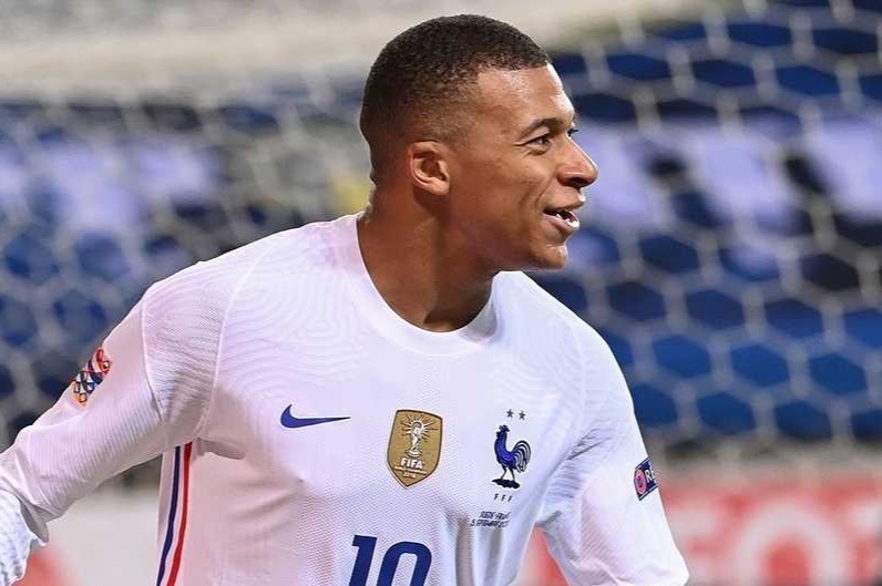 Vi the moi cua Mbappe hinh anh