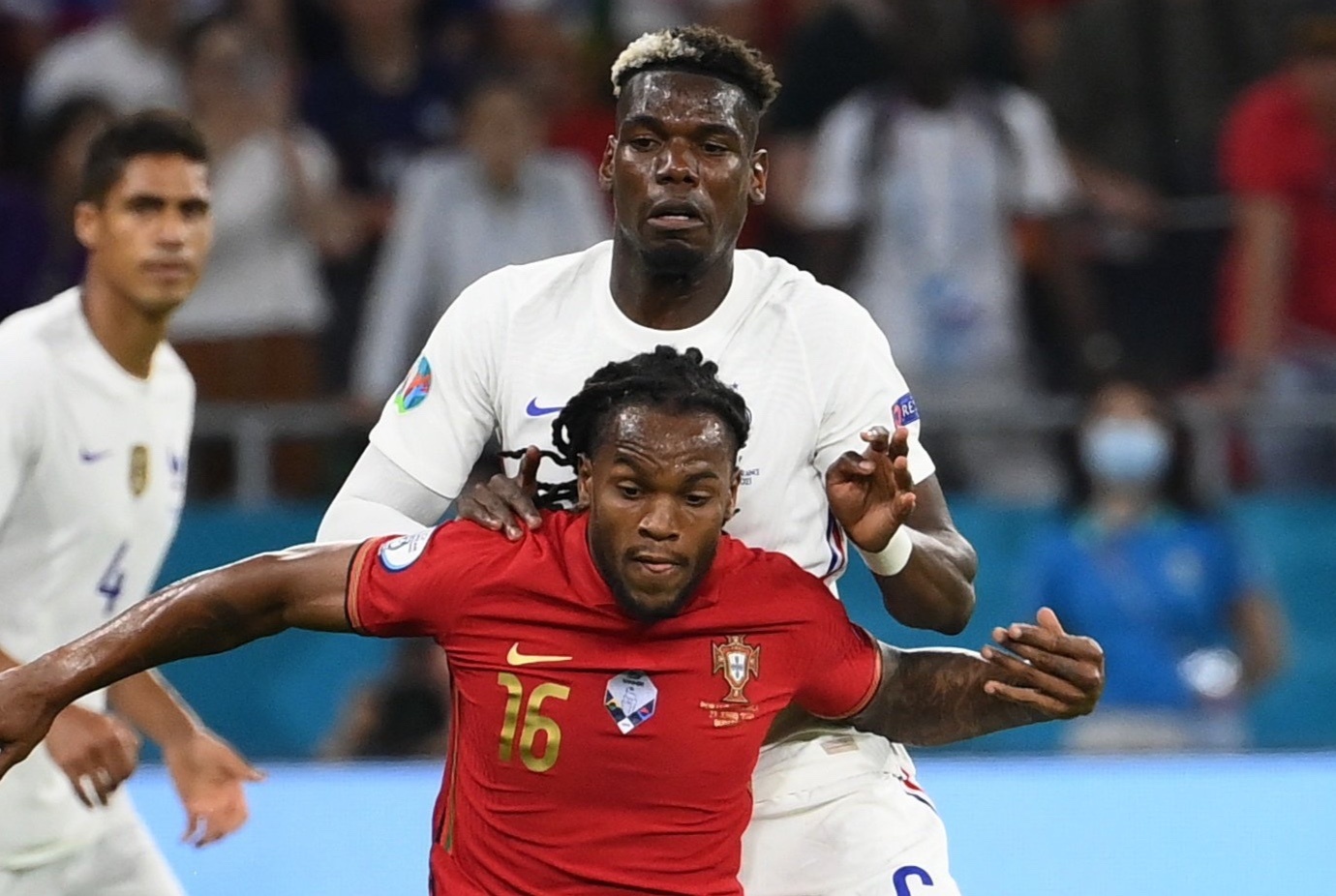 Ngay Sanches lam lu mo Kante hinh anh