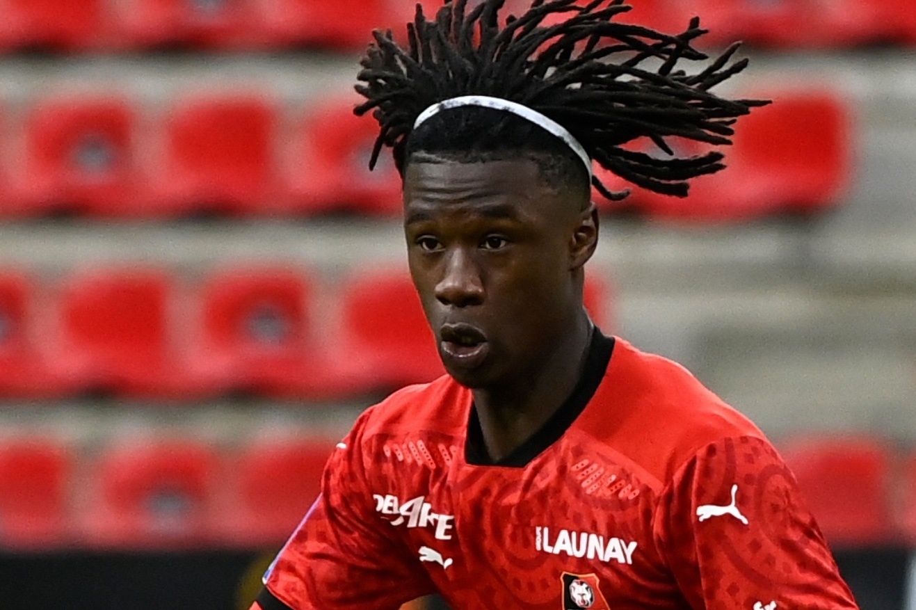 MU chuan bi dam phan chieu mo dan em Pogba hinh anh