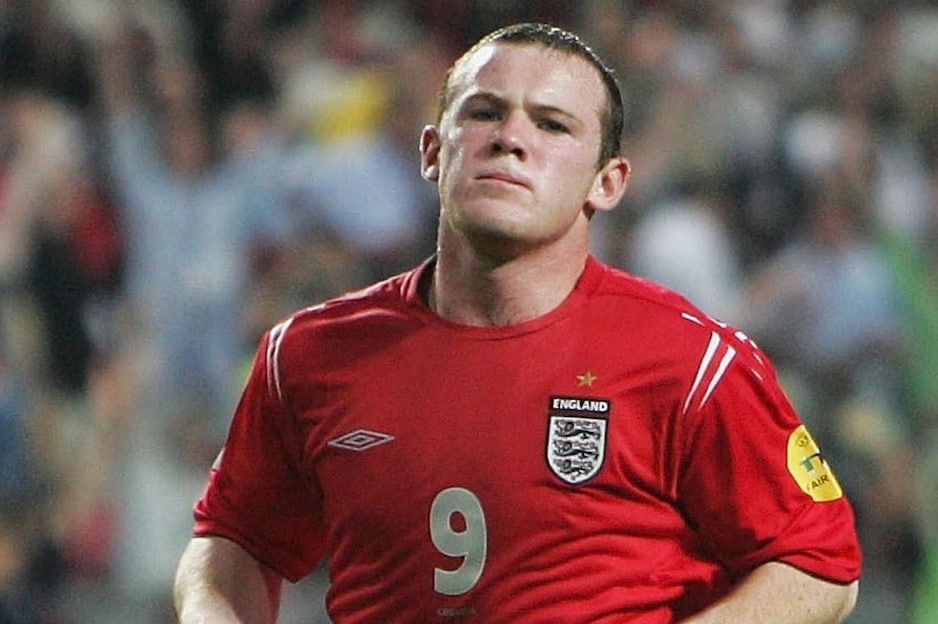 Rooney gay xuong ban chan va mot thap ky dau buon cua bong da Anh hinh anh