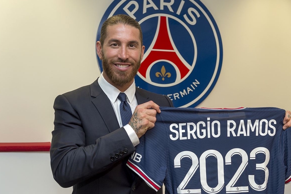 Sergio Ramos co ben do moi hinh anh