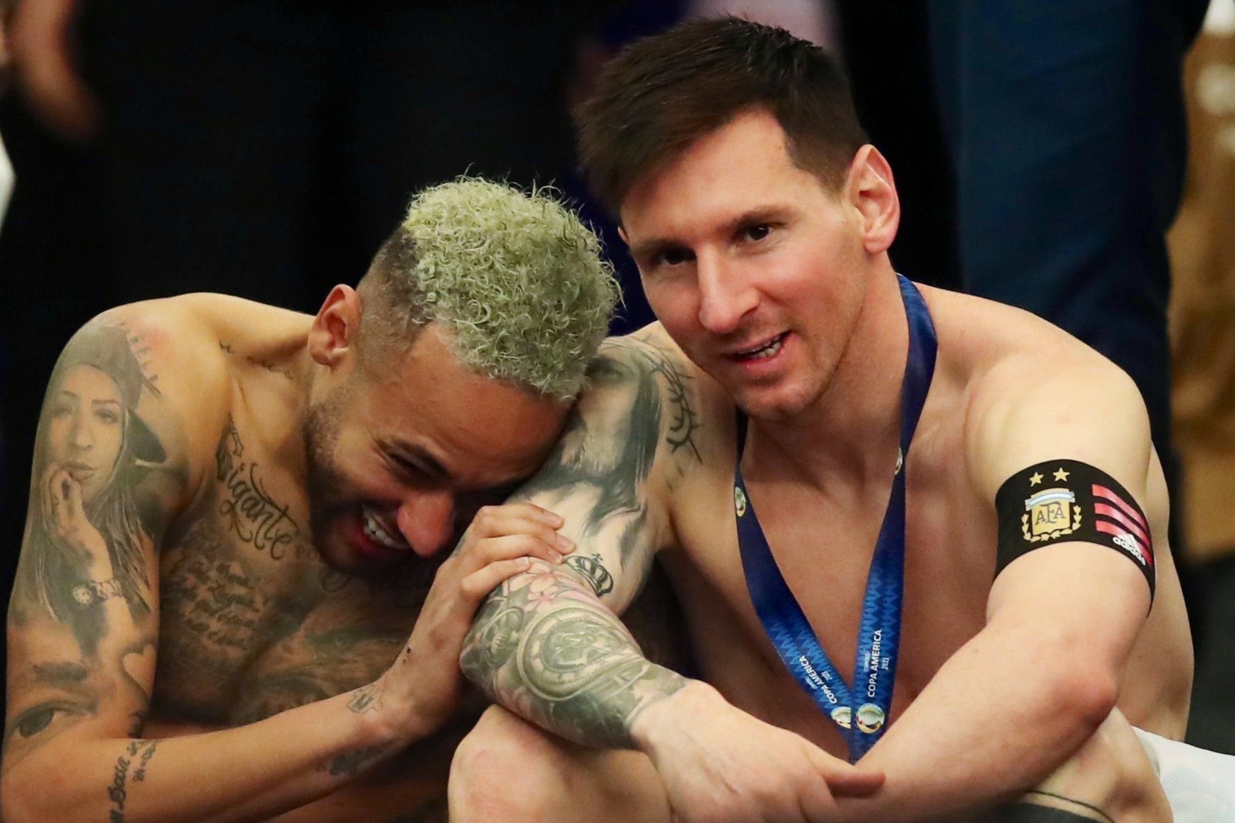 Nu cuoi cua Neymar va moi thu Brazil - Argentina hinh anh