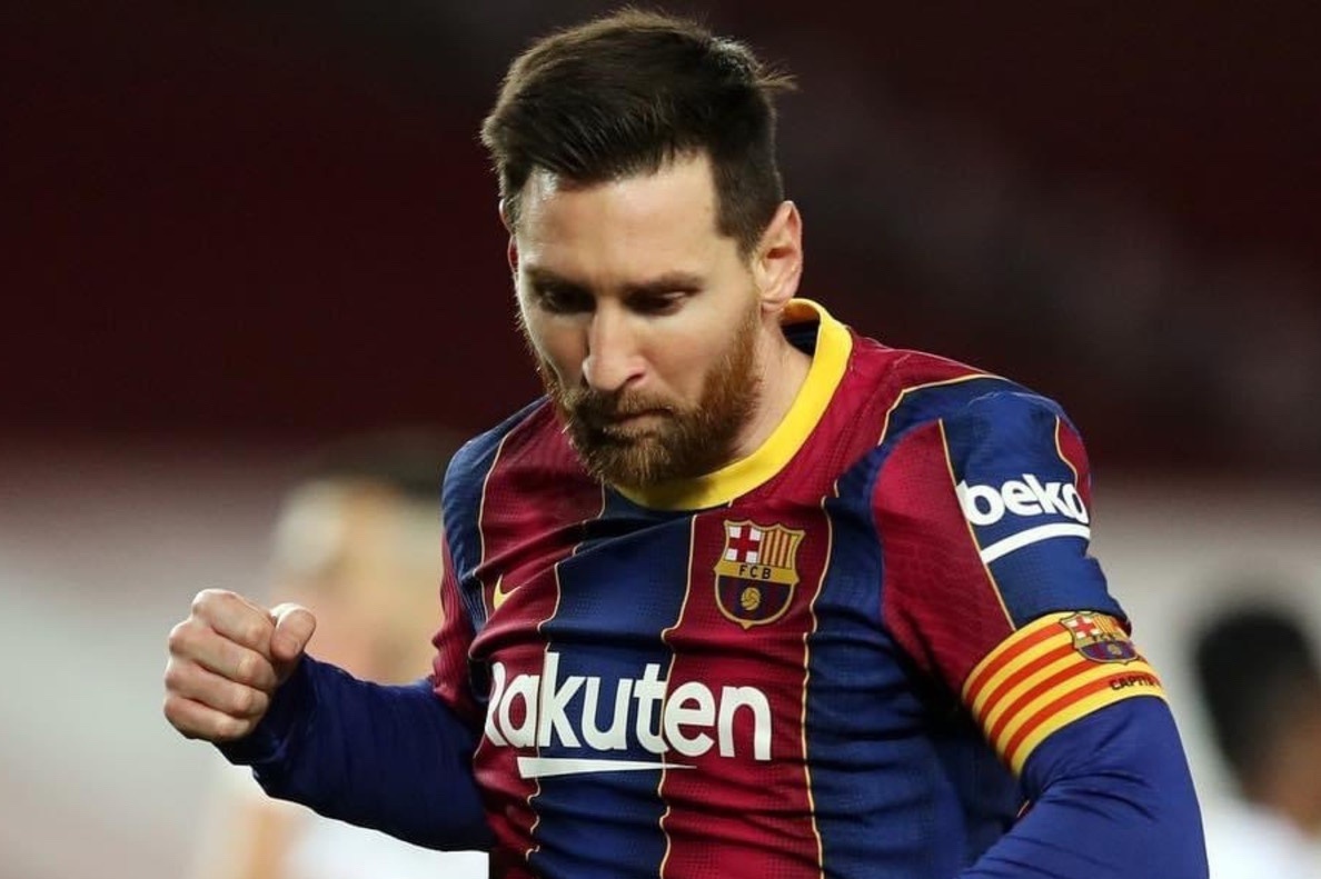 Messi sap ky hop dong voi Barca hinh anh