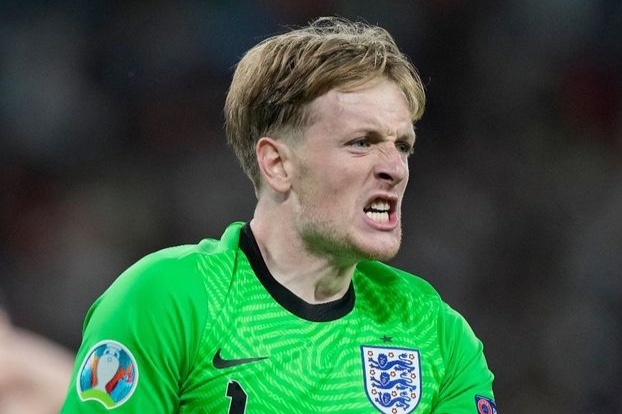 Thu mon tuyen Anh duoc gia dinh to chuc tiec chuc mung sau Euro hinh anh