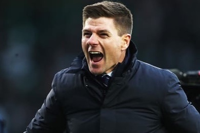 Doi cua Gerrard thang Real Madrid voi so cu sut ap dao hinh anh