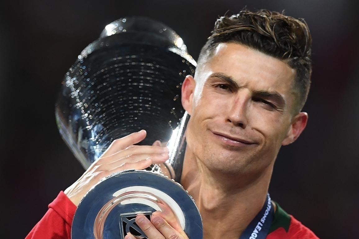 Ronaldo pha ky luc ghi ban the gioi nhu the nao? hinh anh