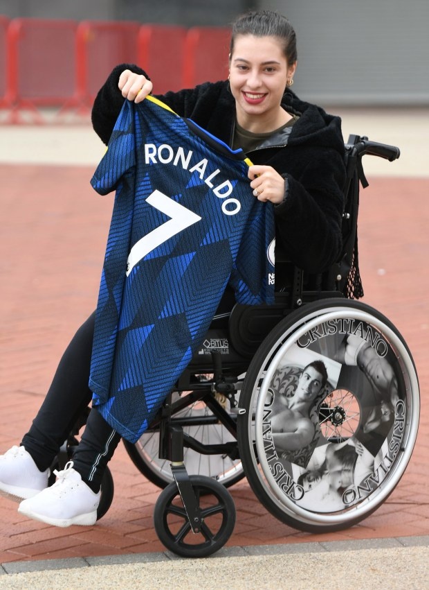 Cristiano Ronaldo anh 4