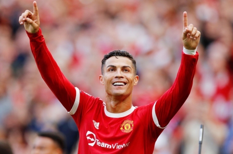 Ronaldo va 9 cau thu cung ra mat CLB moi trong tuan hinh anh